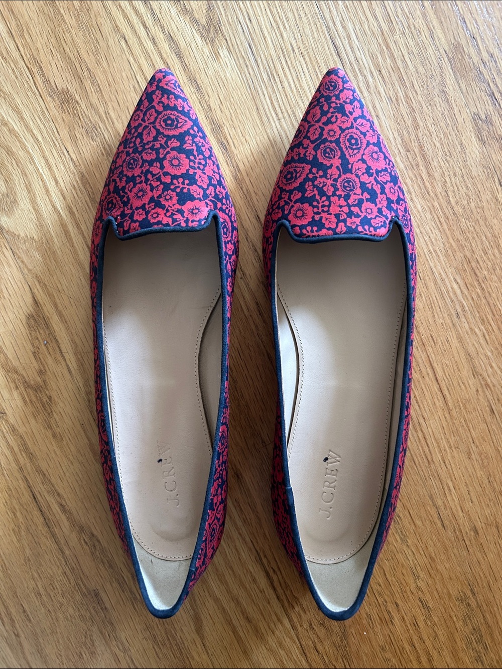 J.Crew NWOB Red Floral Pointed Toe Flats loafers 9.5
